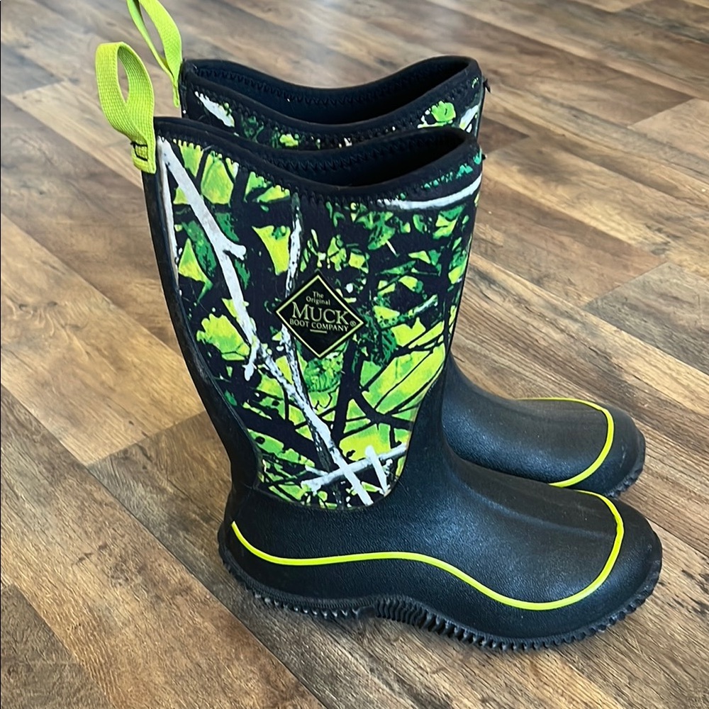 Kids' Black and Green Boots
